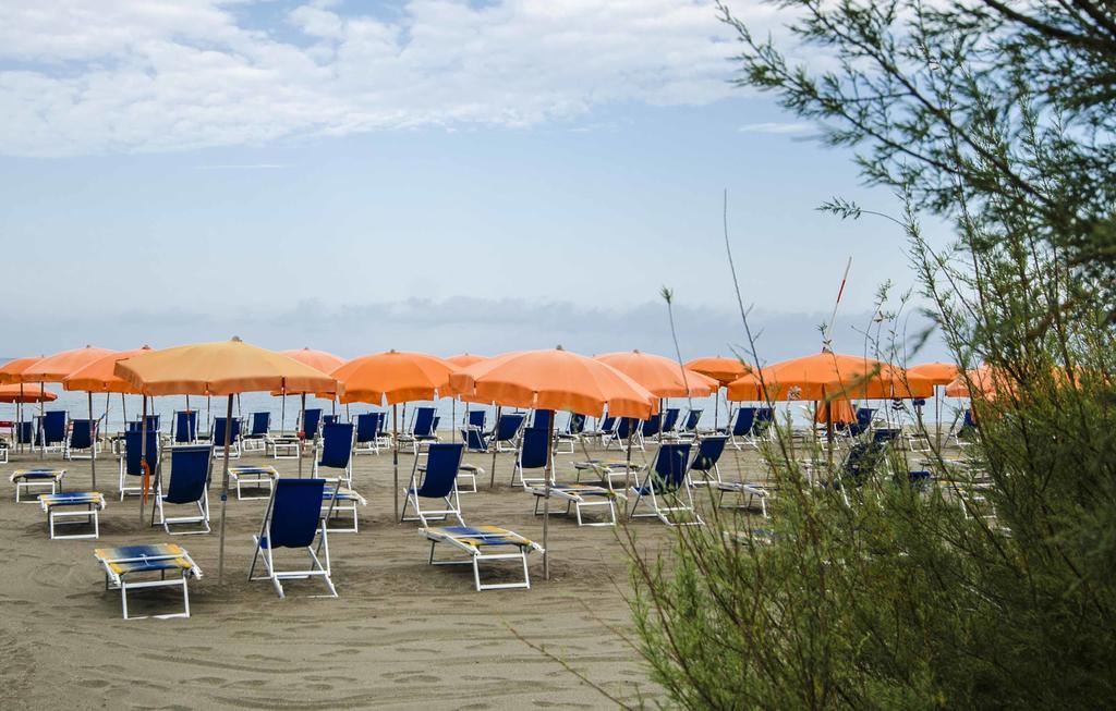 Grand Hotel Helios Tarquinia Buitenkant foto