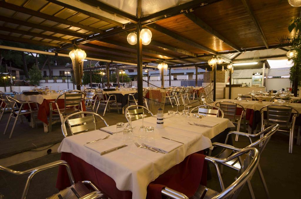 Grand Hotel Helios Tarquinia Buitenkant foto