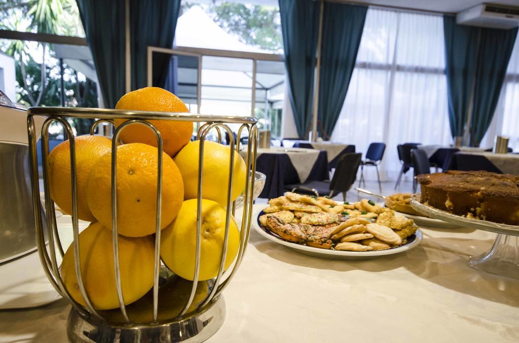 Grand Hotel Helios Tarquinia Buitenkant foto